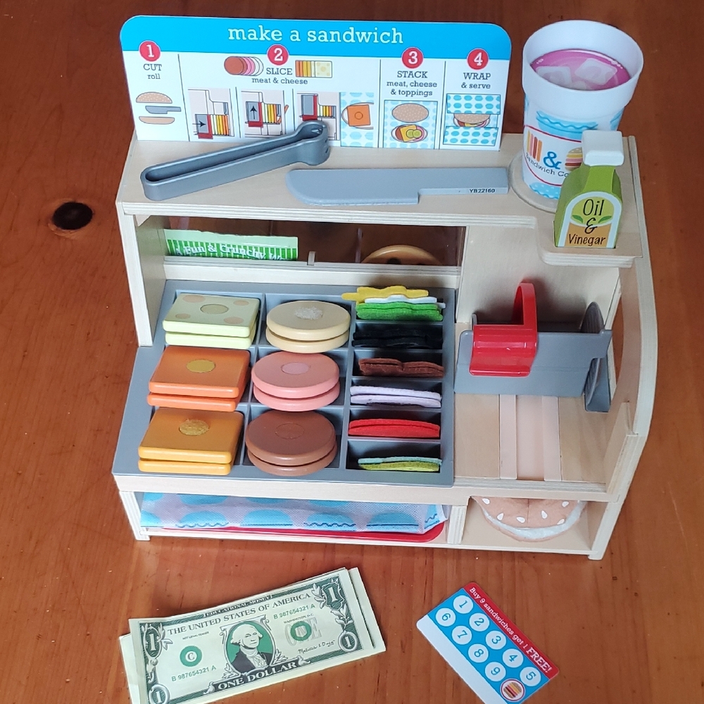 Melissa & Doug Sandwich Counter